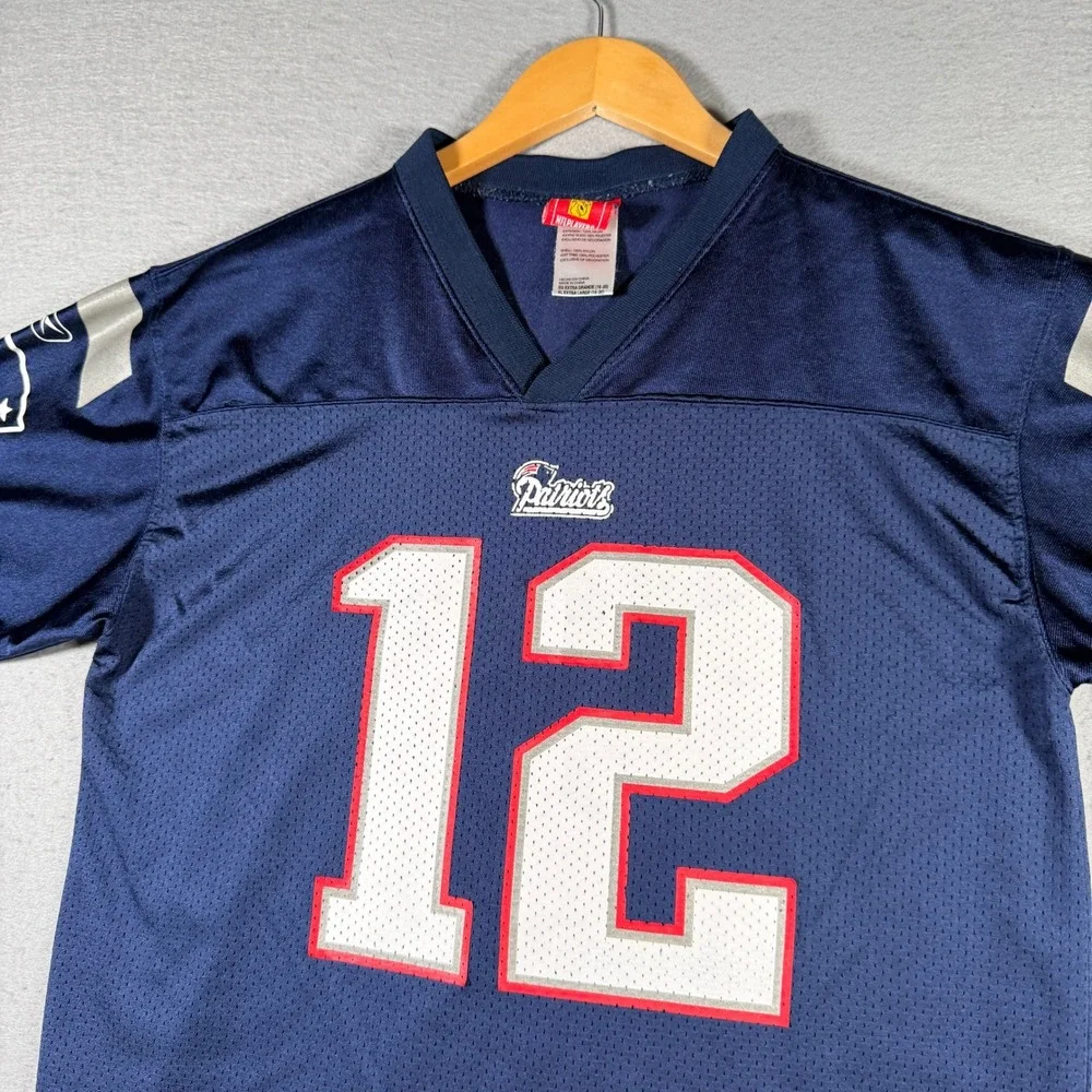 NFL‎ Players Tom Brady New England Patriots 12 Youth XL 18-20 Navy Blue Jersey